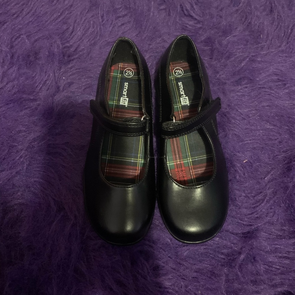 Girls dress shoes